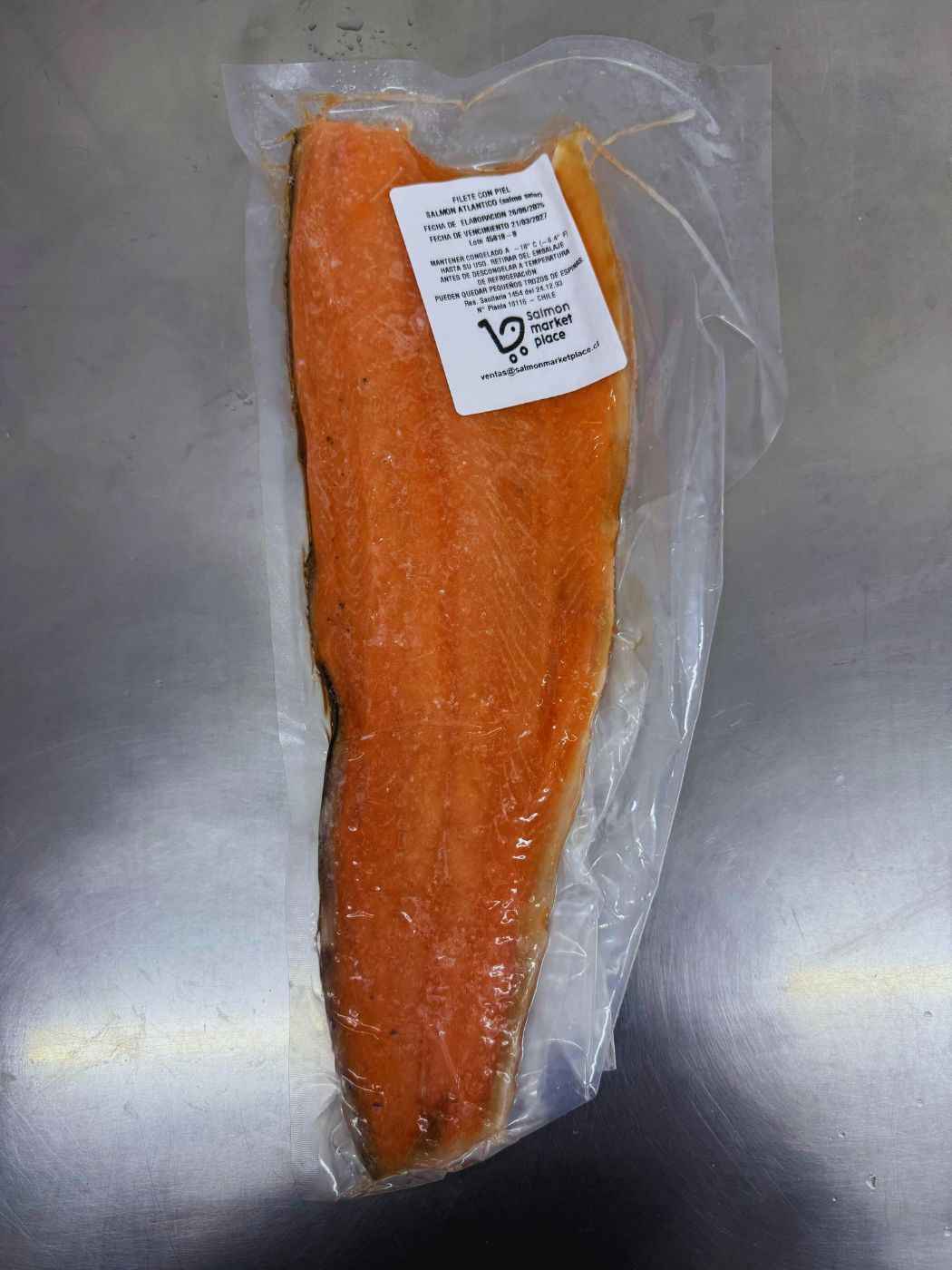 Filete Salmon Congelado con Piel Standard IVP 1-2lb 1.5kg