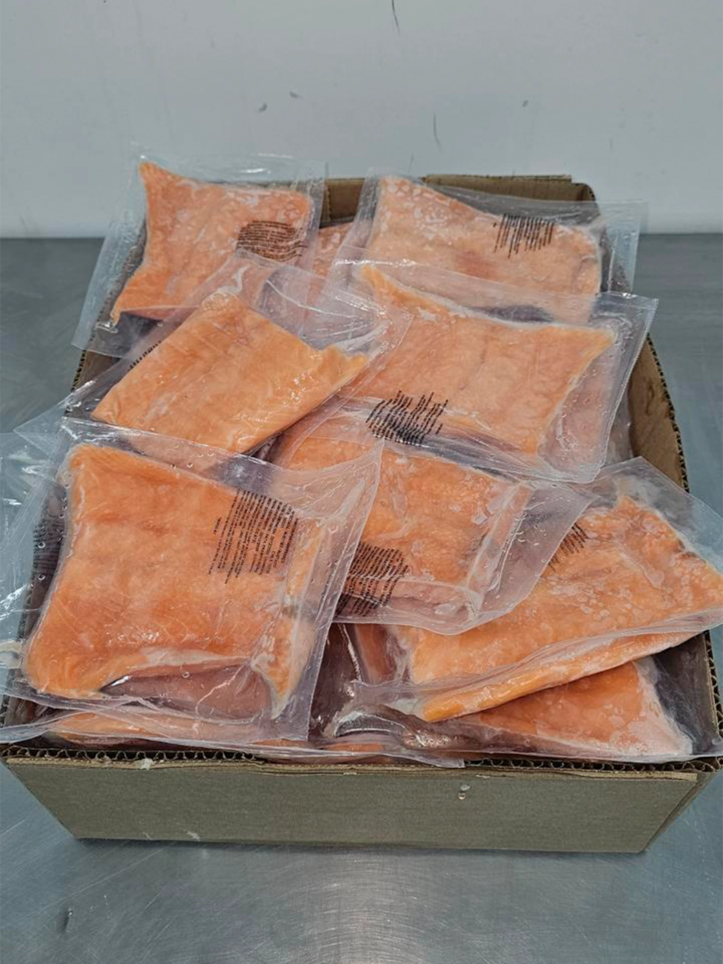 Trozos de Cola de Salmón sin Piel 170grs